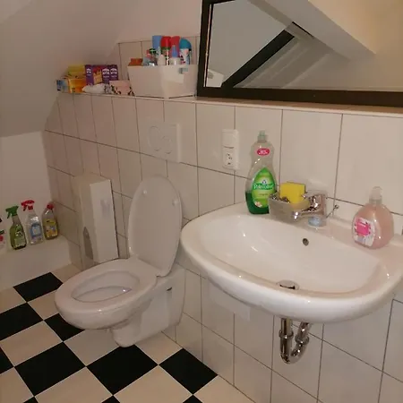 Dachgeschoss Zimmer zum ausruhen Apartment
