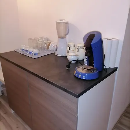 Apartment Dachgeschoss Zimmer zum ausruhen Erftstadt